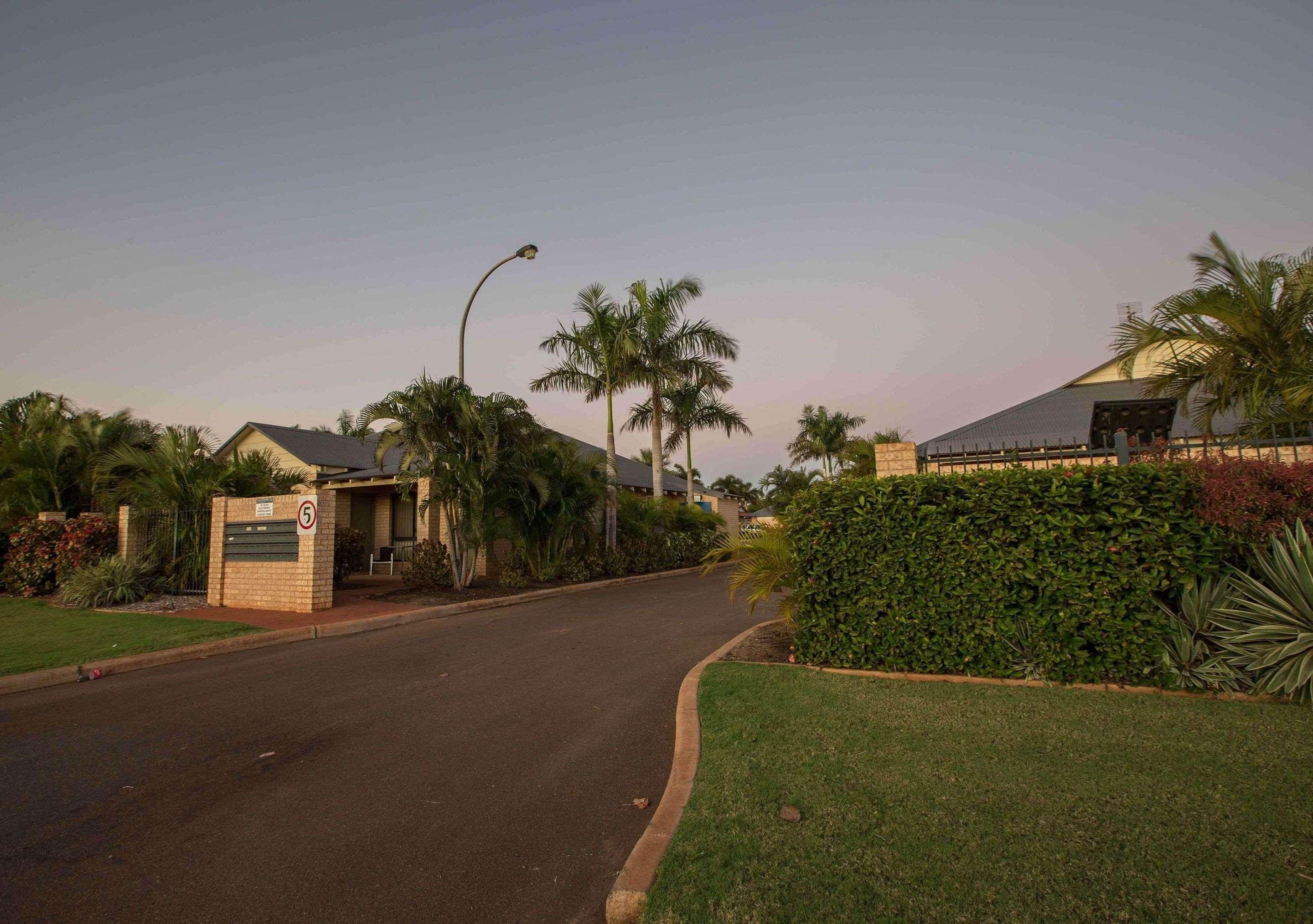 Comfort Inn & Suites Karratha Exterior foto